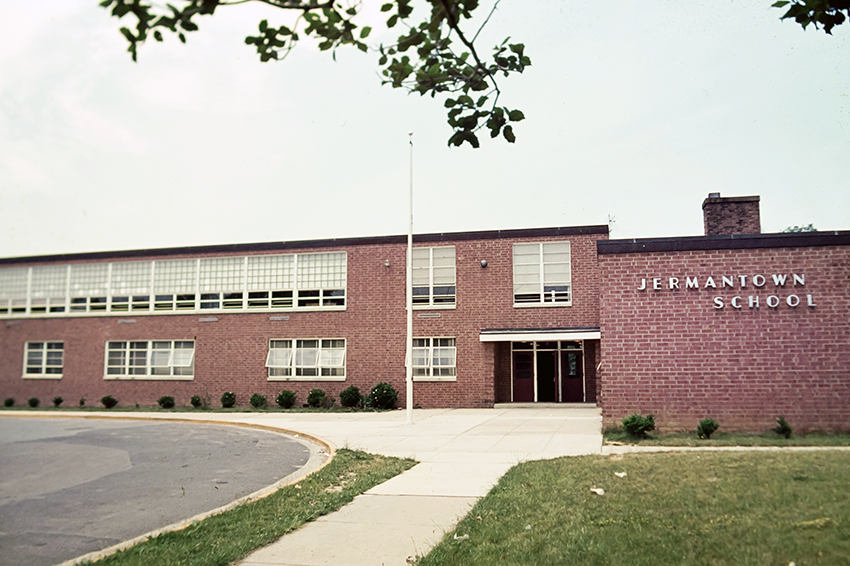 Photograph of Jermantown Elementary School taken in the 1980s. 